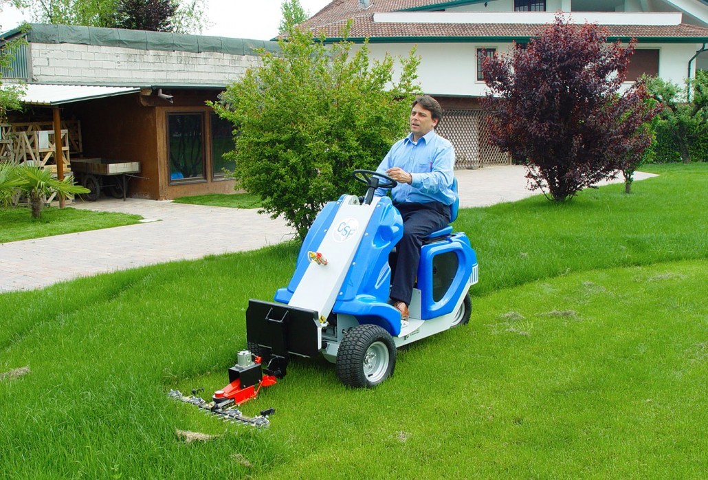 MultiOne-mini-loader-1-series-with-sickle-bar-mower-1030×7731